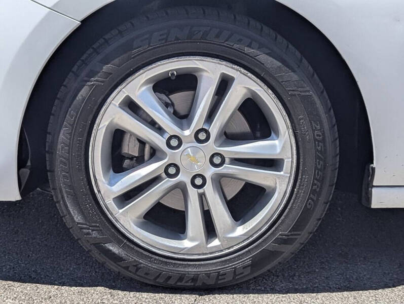 2017 Chevrolet Cruze LT Auto