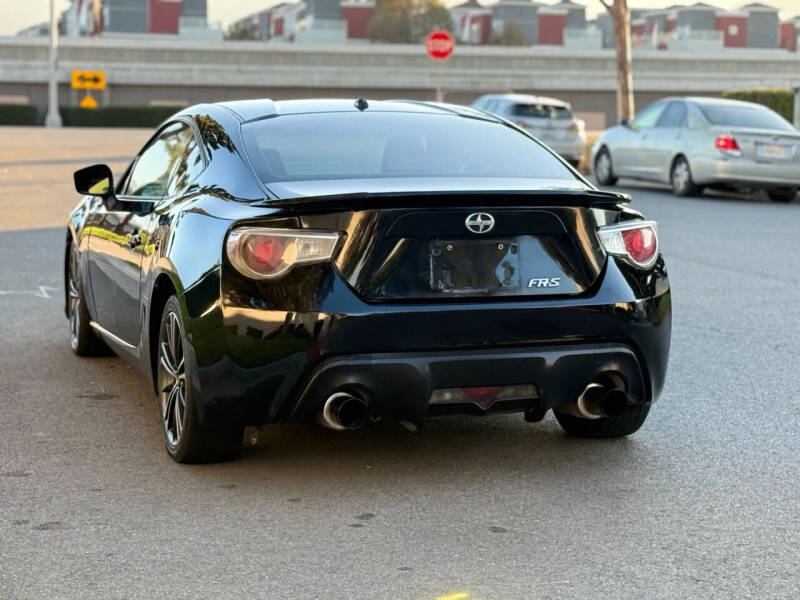 2013 Scion FR-S