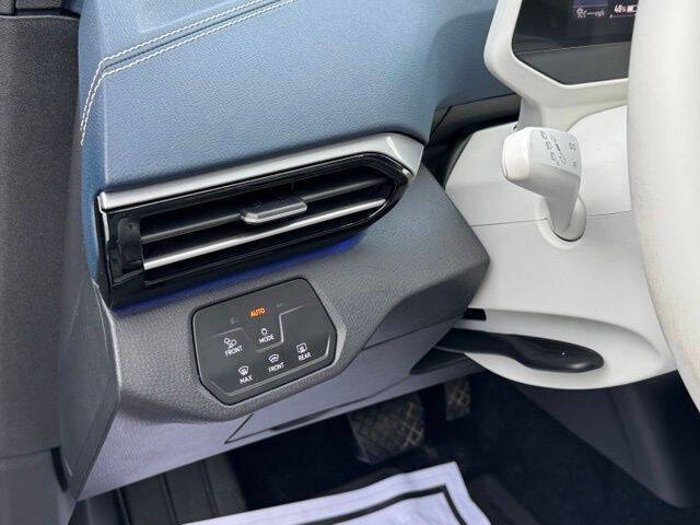 2023 Volkswagen ID.4 Pro S Plus