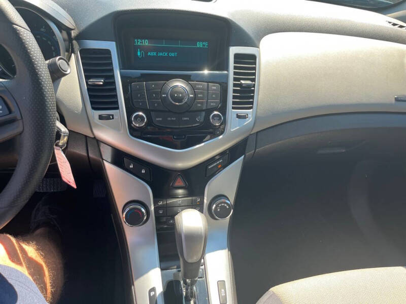 2012 Chevrolet Cruze LS