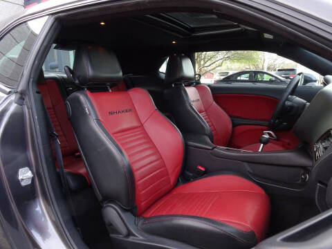 2016 Dodge Challenger R/T Plus Shaker