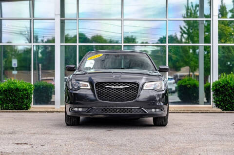 2018 Chrysler 300 S