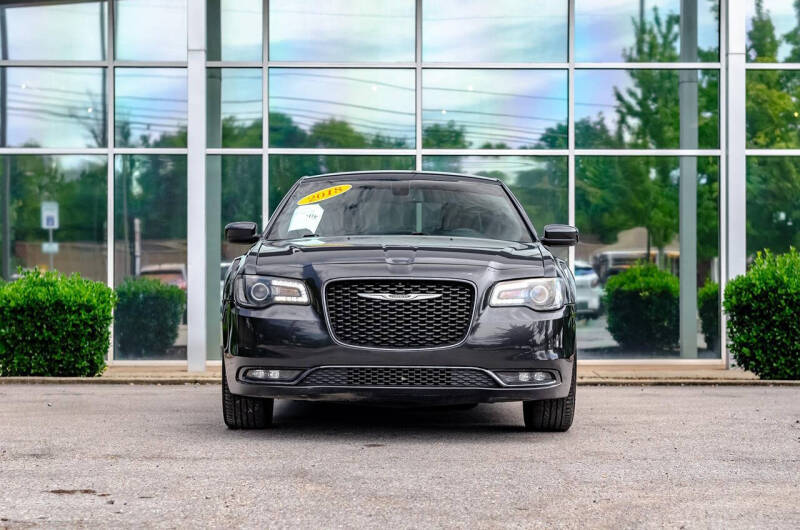 2018 Chrysler 300 S