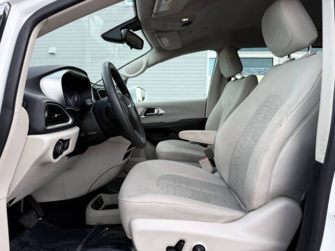 2018 Chrysler Pacifica Hybrid Touring Plus