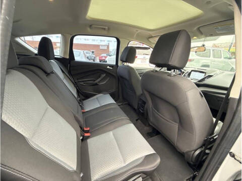 2017 Ford C-MAX Energi SE