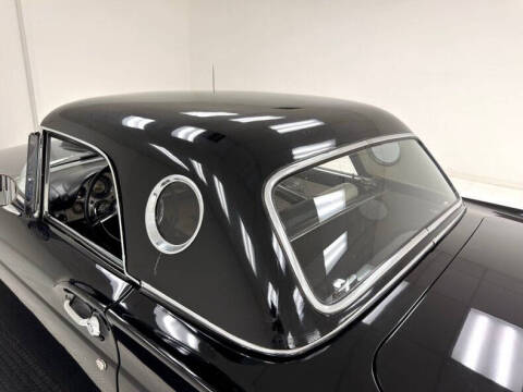 1957 Ford Thunderbird