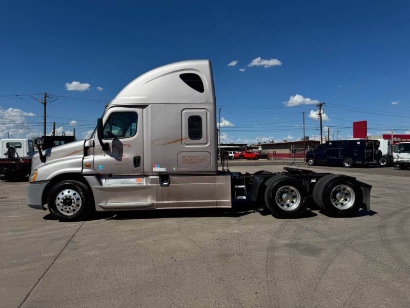 2014 Freightliner Cascadia