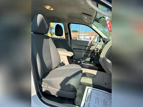 2010 Ford Escape XLS