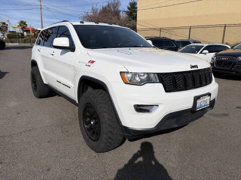 2019 Jeep Grand Cherokee Laredo E