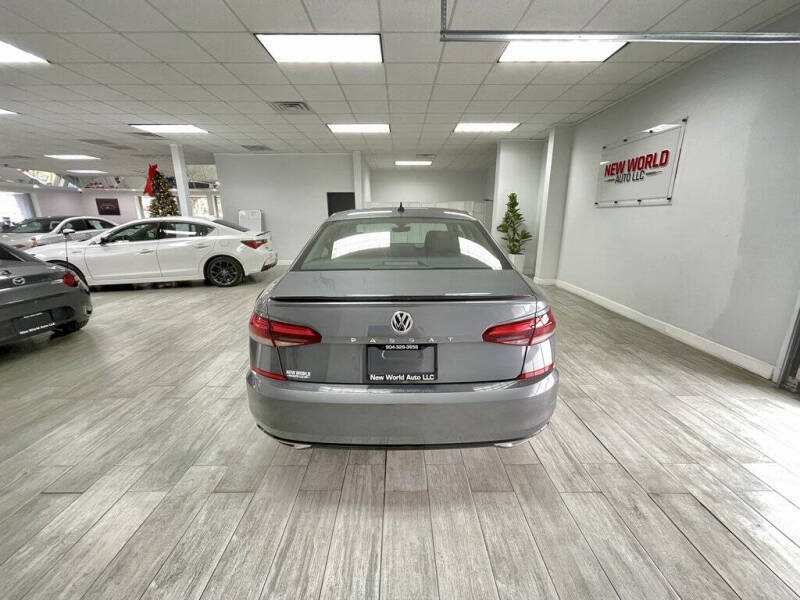 2020 Volkswagen Passat R-Line