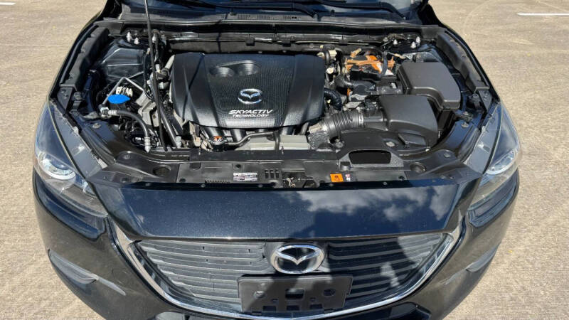 2018 Mazda MAZDA3 Sport