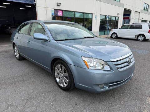 2005 Toyota Avalon