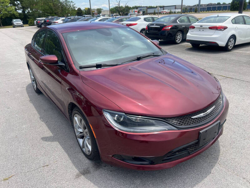 2015 Chrysler 200 S