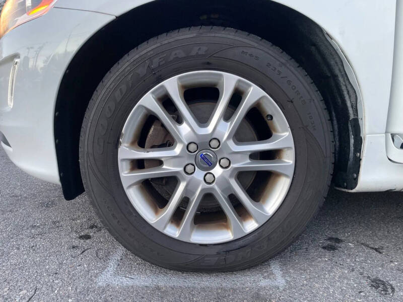 2016 Volvo XC60 T5 Drive-E