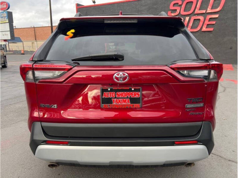 2019 Toyota RAV4 Adventure