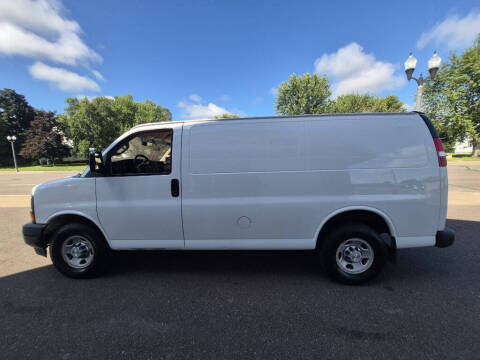 2017 Chevrolet Express 2500