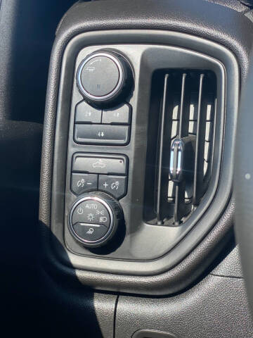 2023 Chevrolet Silverado 2500HD Custom