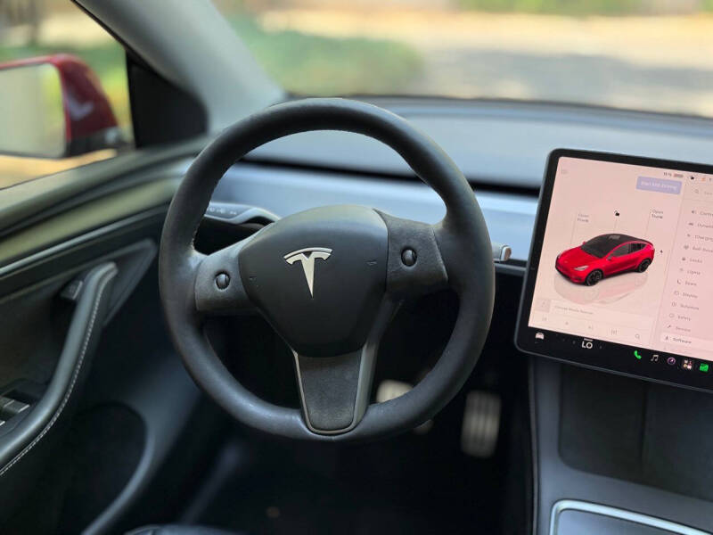 2024 Tesla Model Y Performance
