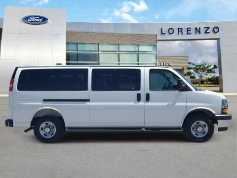 2025 Chevrolet Express LT 3500