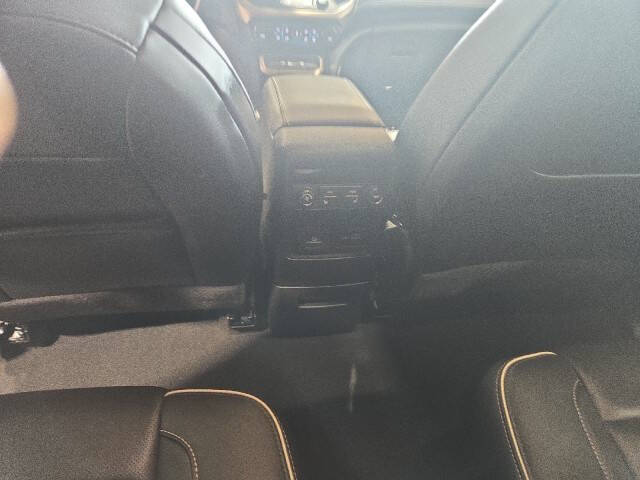 2022 GMC Acadia Denali