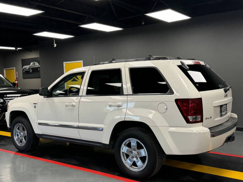 2005 Jeep Grand Cherokee Limited photo 4