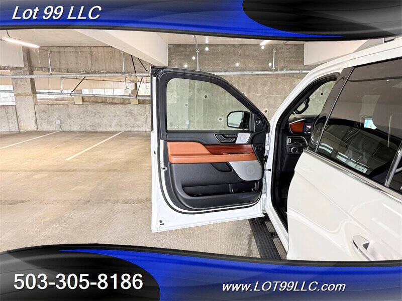 2021 Lincoln Navigator L Reserve