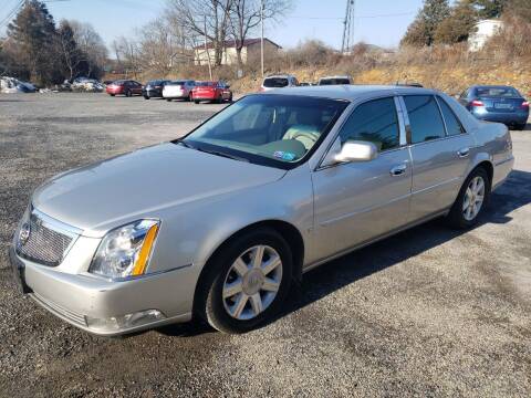 2007 Cadillac DTS for sale at Douty Chalfa Automotive in Bellefonte PA