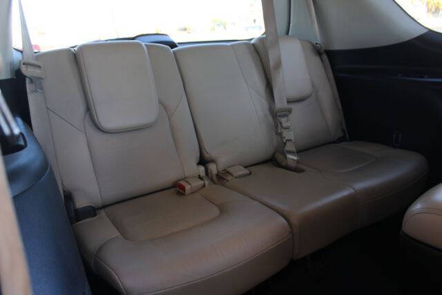 2017 Nissan Armada Platinum