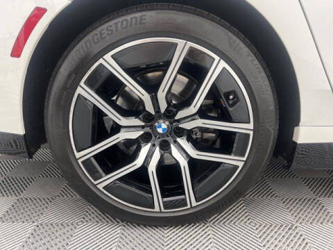 2025 BMW 7 Series 740i xDrive