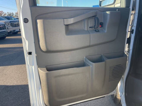 2024 GMC Savana 2500