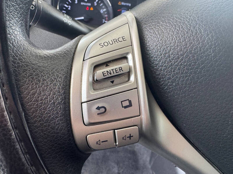 2014 Nissan Rogue S