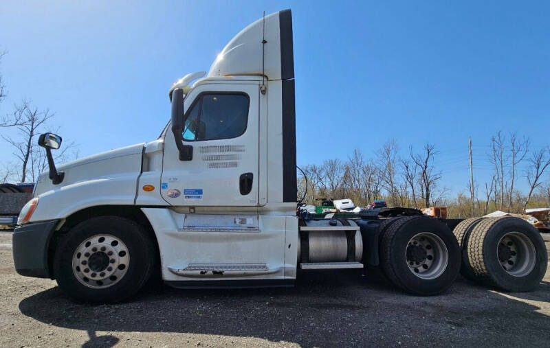 2014 Freightliner Cascadia