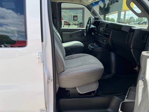 2016 Chevrolet Express LT 2500