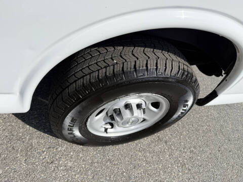 2019 Chevrolet Express 2500