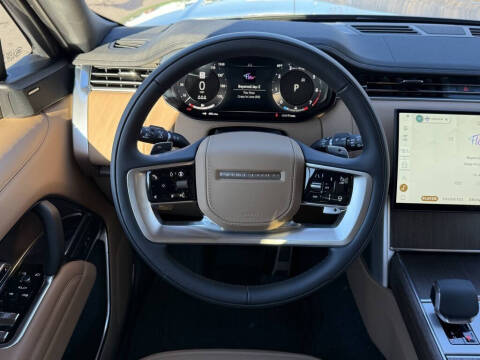 2025 Land Rover Range Rover P400 SE