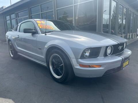 2006 Ford Mustang for sale at Devine Auto Sales in Modesto CA