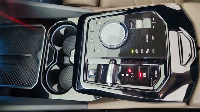 2025 BMW 5 Series 530i xDrive