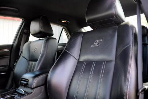 2021 Chrysler 300 S V6