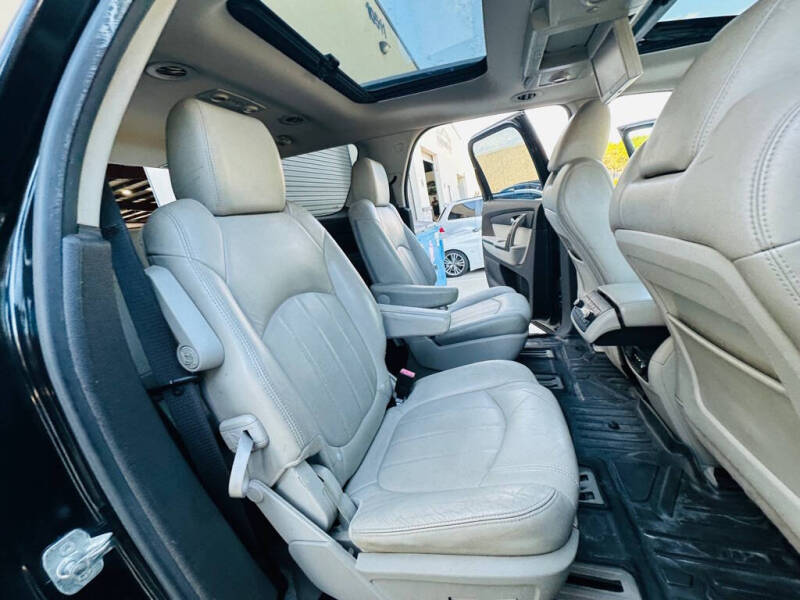 2011 GMC Acadia Denali
