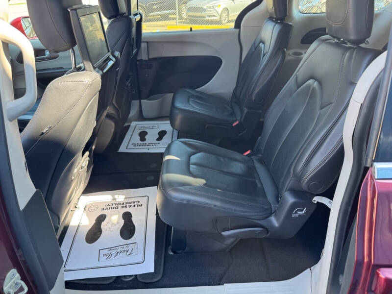 2018 Chrysler Pacifica Touring L Plus
