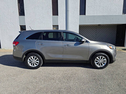 2017 Kia Sorento L