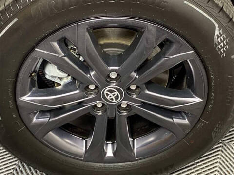 2025 Toyota Sienna XSE 7-Passenger