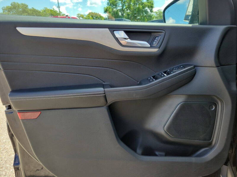 2021 Ford Escape SE