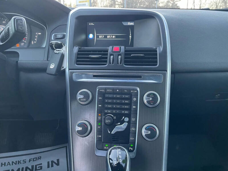 2016 Volvo XC60 T5 Drive-E