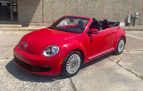 2013 Volkswagen Beetle Convertible for sale at M G Motor Sports LLC in Tulsa OK