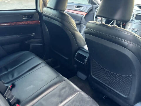 2012 Subaru Outback 2.5i Limited