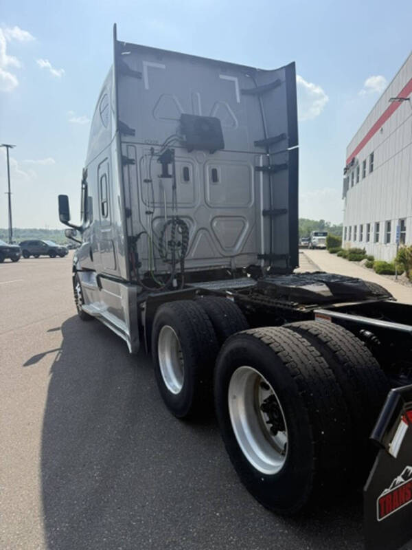 2021 Freightliner Cascadia