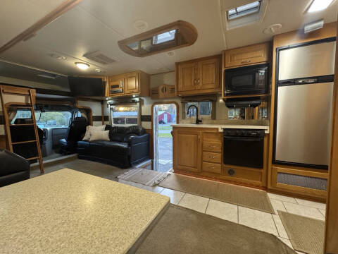 2006 Freightliner Haulmark
