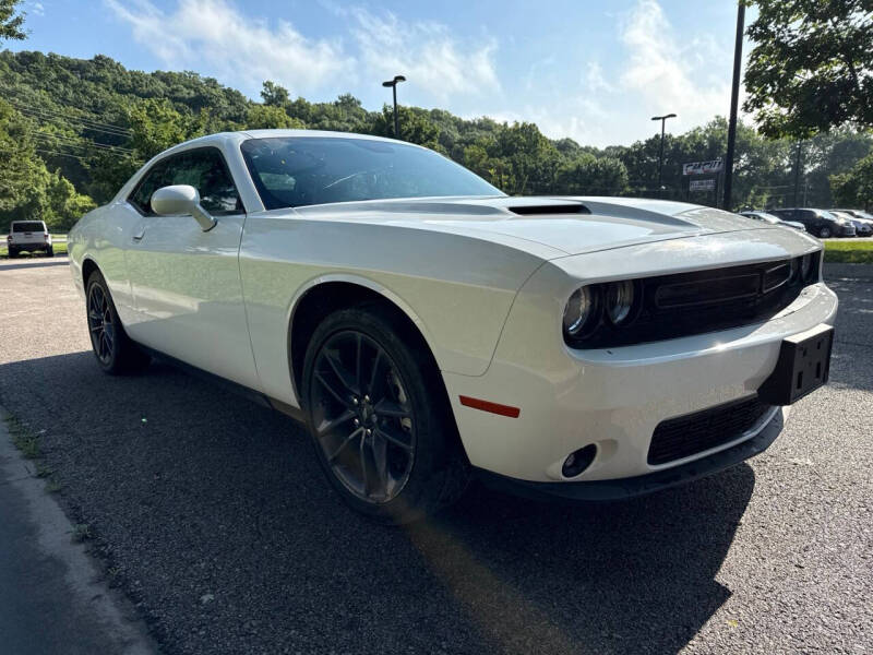 2022 Dodge Challenger SXT