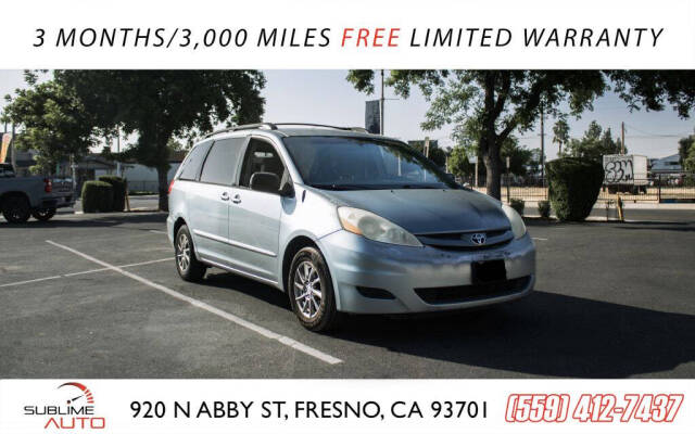 2008 Toyota Sienna CE's photo